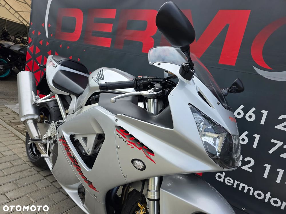 Honda CBR - 24