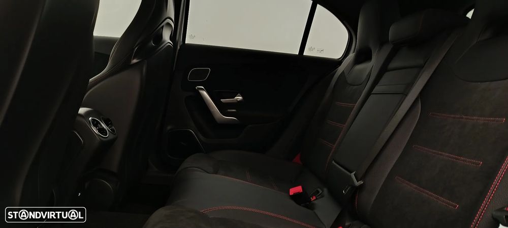 Mercedes-Benz A 45 AMG S 4Matic+ - 30