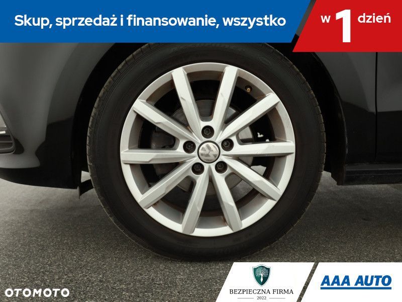 Volkswagen Polo - 17