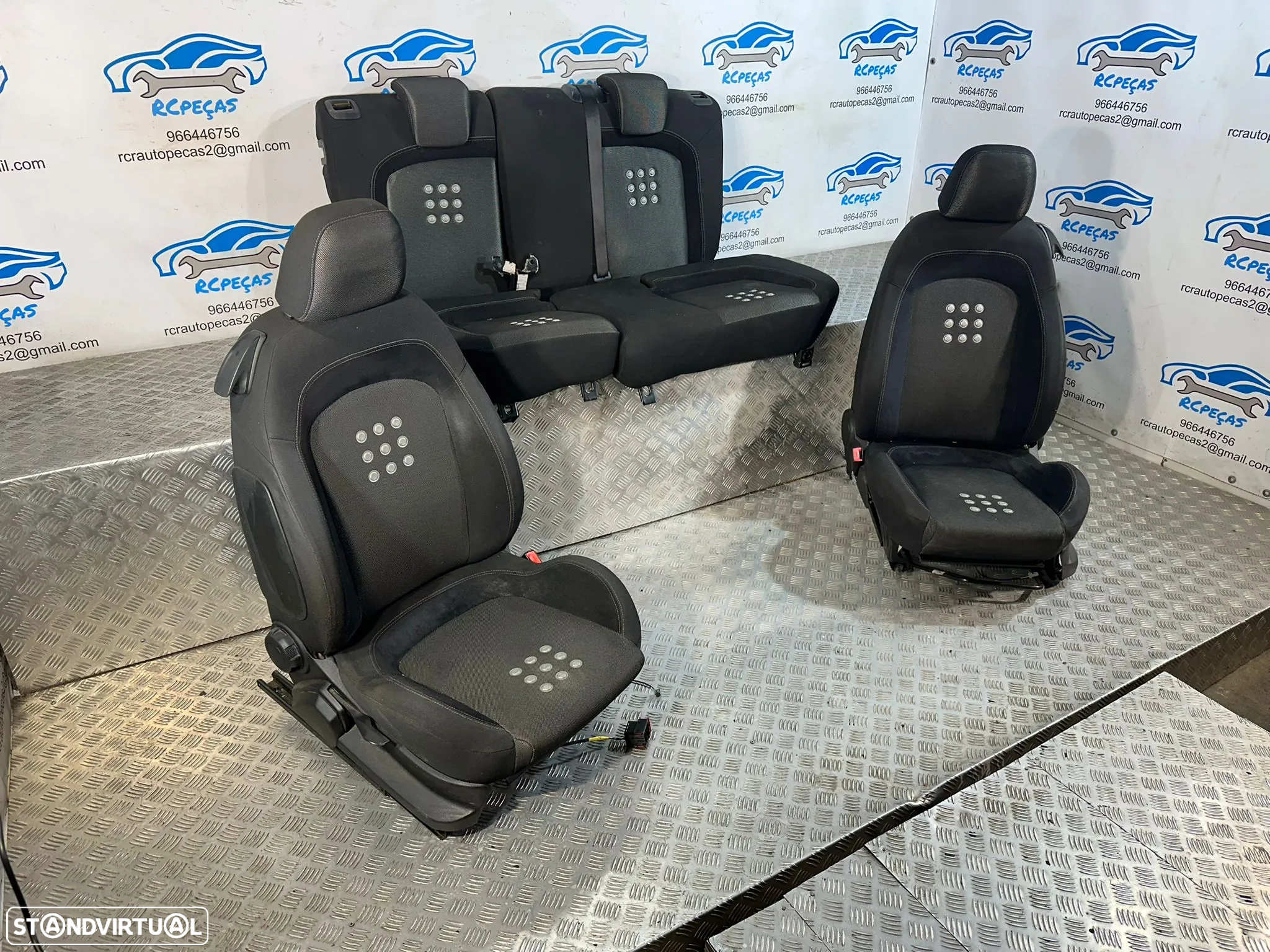 .Conjunto Bancos Fiat Grande Punto Sport 199 2 Portas 2005 - 2018 - 3