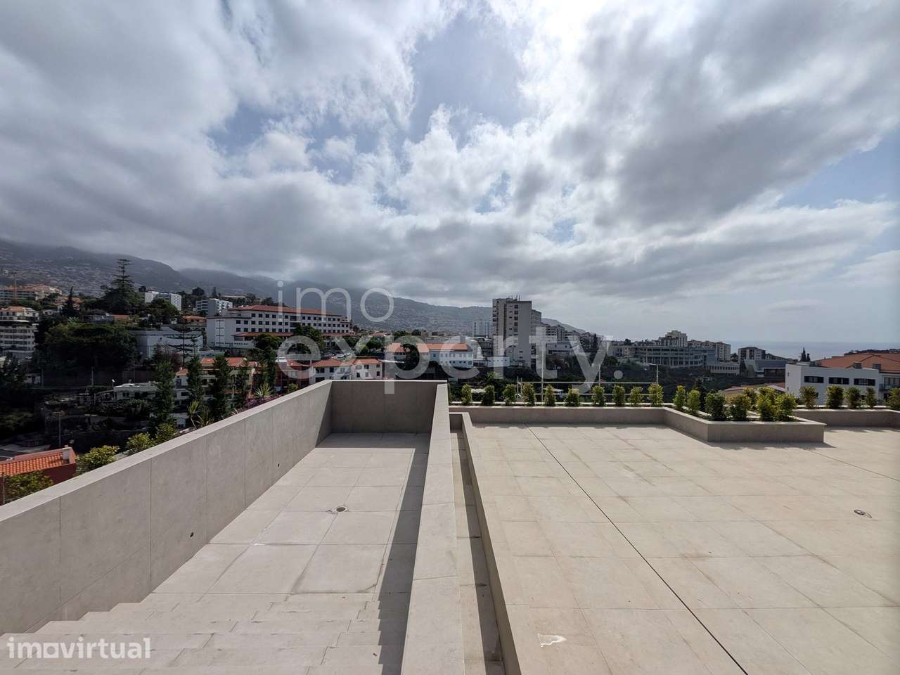 Apartamento T2 D na Quintinha da Fé, Funchal - Grande imagem: 3/31