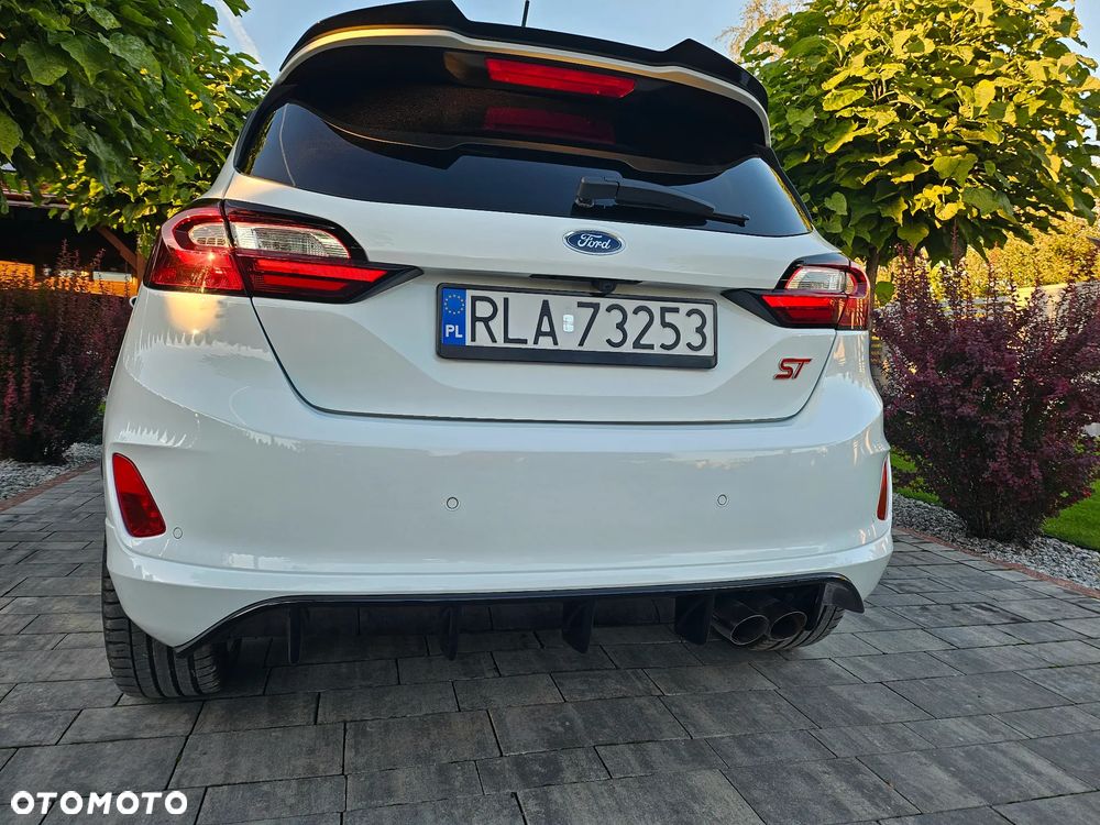 Ford Fiesta - 6