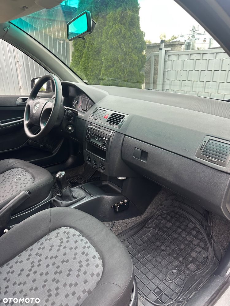 Skoda Fabia 1.4 16V Celebration - 34