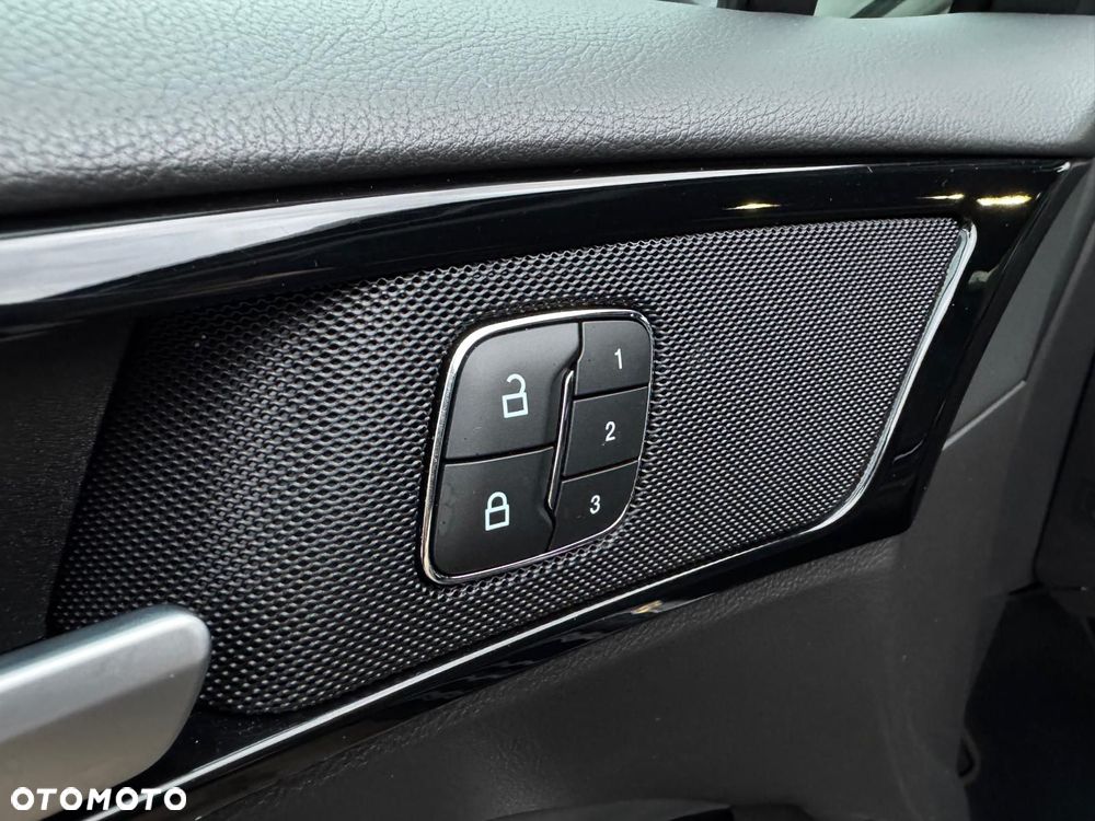 Ford Mondeo SW 2.0 EcoBlue ST-Line X - 36