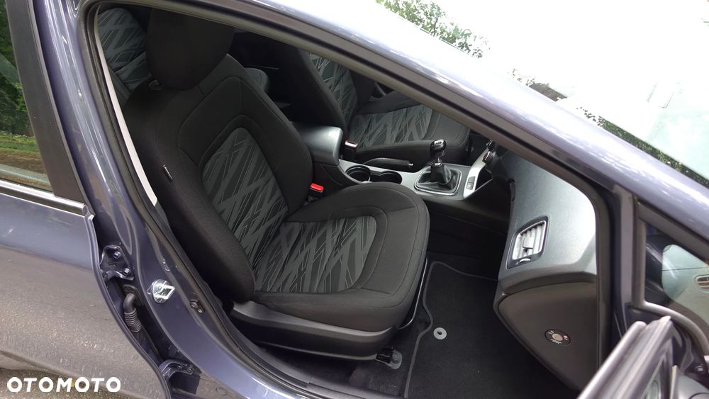 Kia Ceed 1.4 CVVT Dream Team Edition - 13