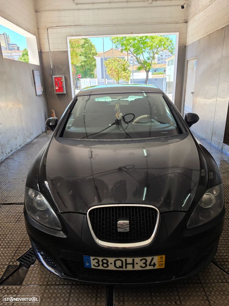 SEAT Leon 1.6 TDI DPF Ecomotive Style - 2