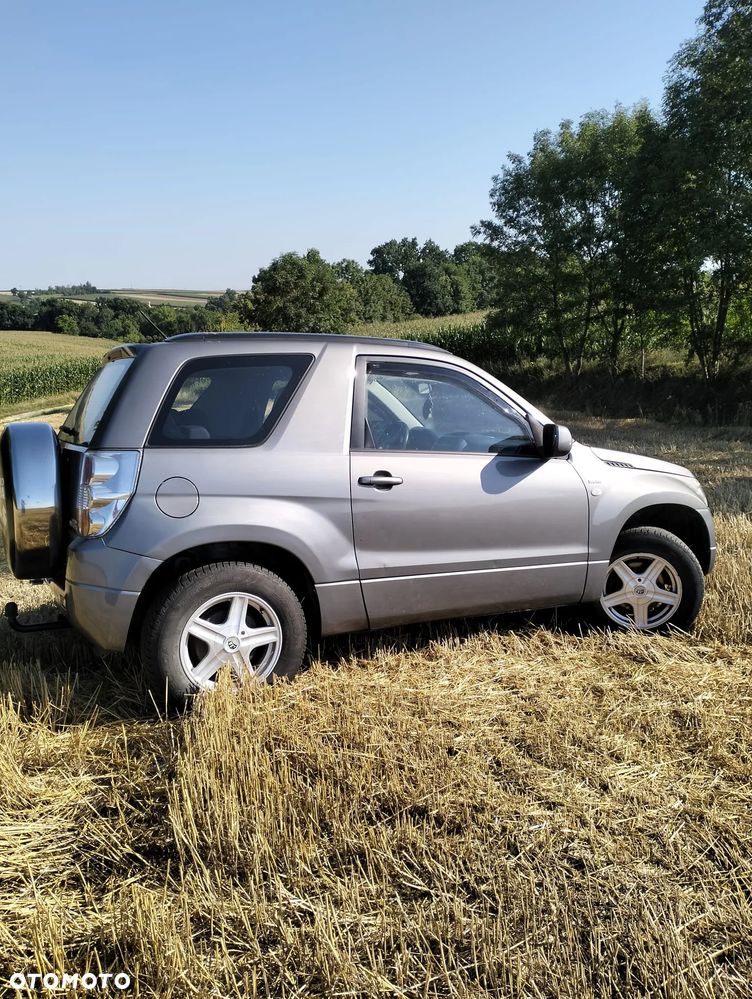 Suzuki Grand Vitara 1.9 DDiS - 3