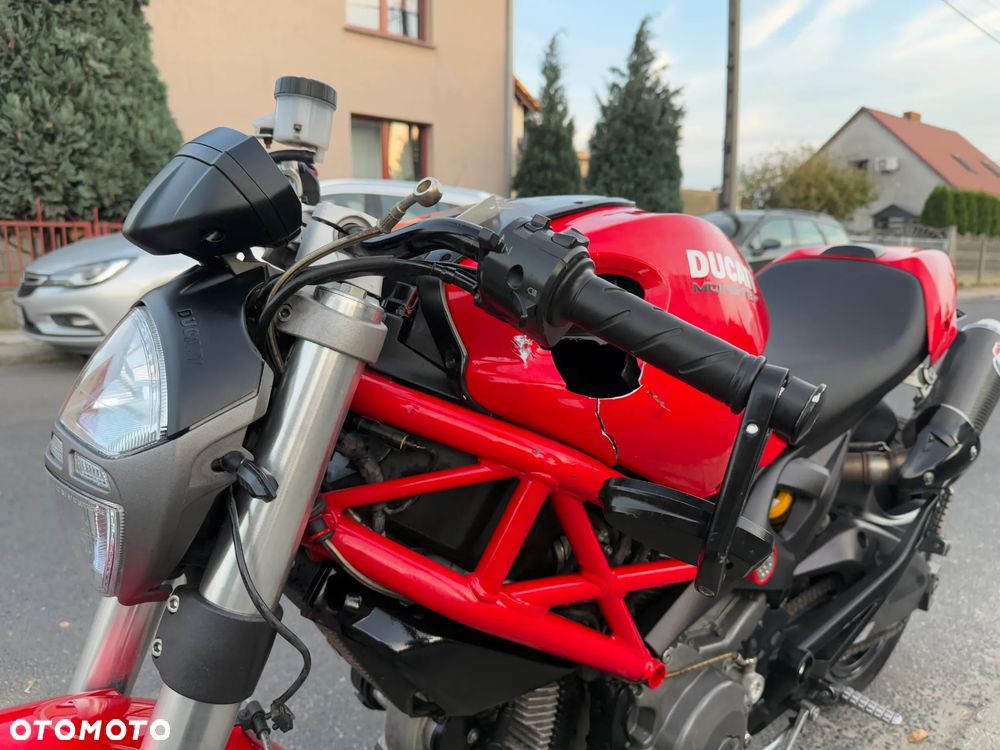 Ducati Monster - 19