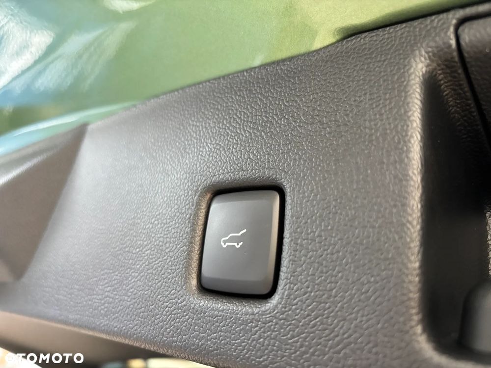 Ford Kuga 1.5 EcoBoost ST-LINE X - 16