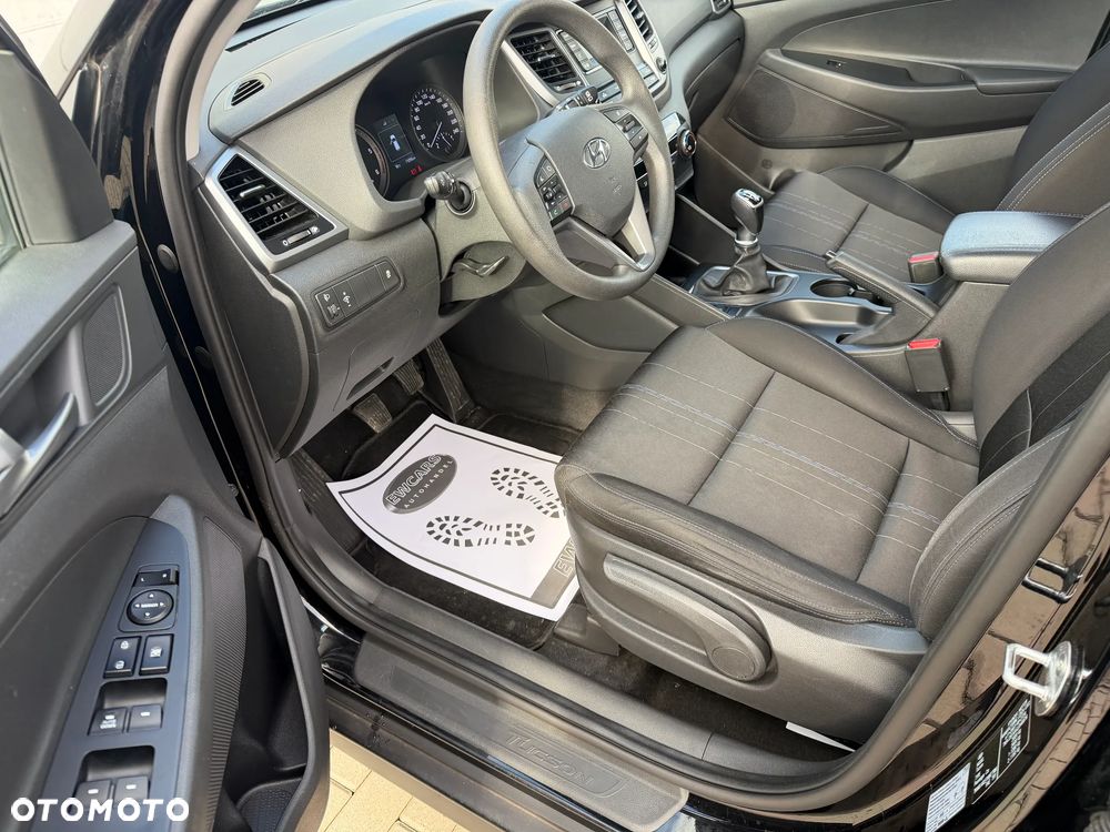 Hyundai Tucson blue 1.7 CRDi 2WD Classic - 17