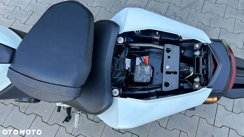 Honda CB - 27