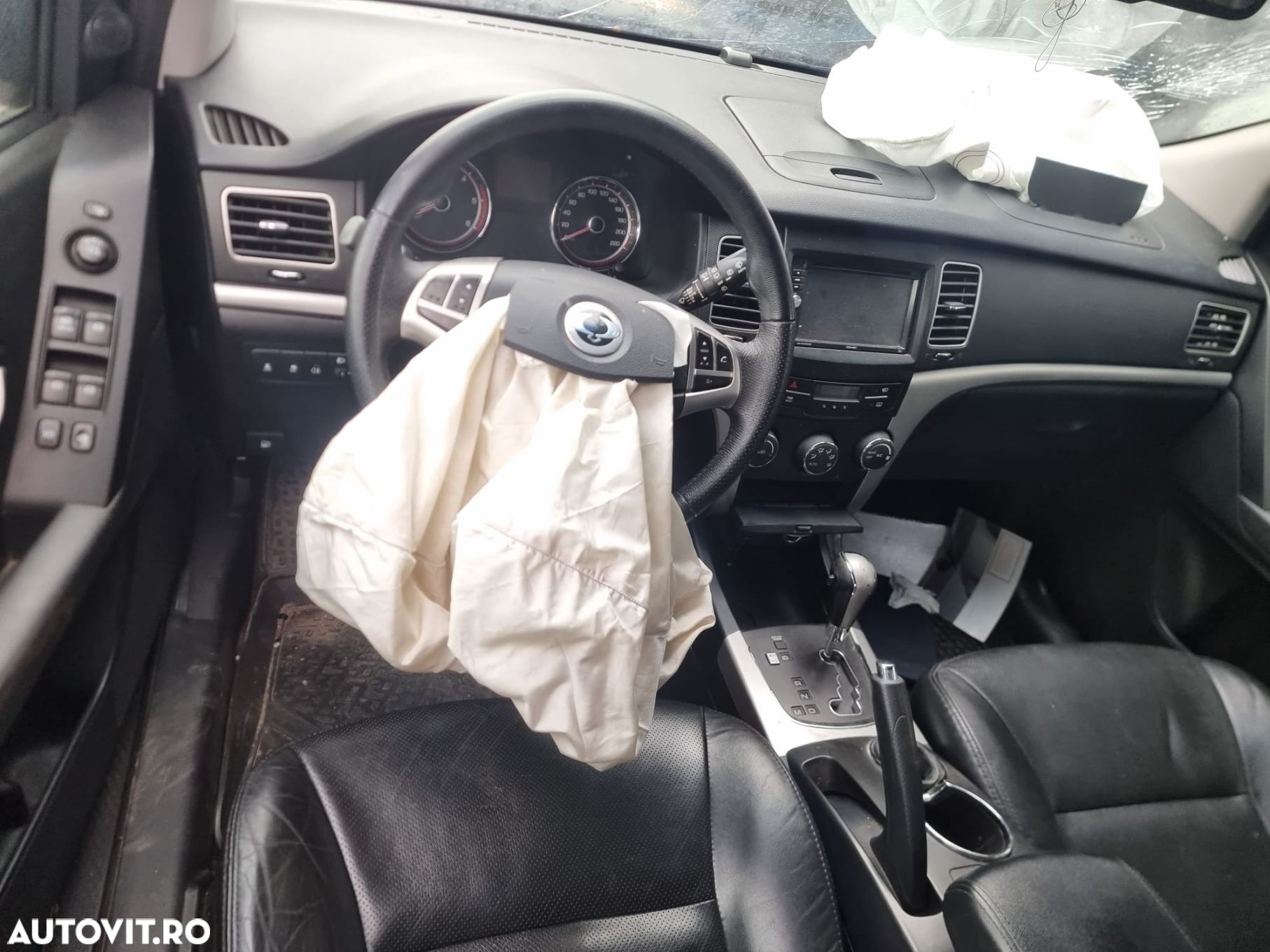 Armatura bara spate SsangYong Korando 3 [2010 - 2013] 2.0 e-xdi D20DT - 3