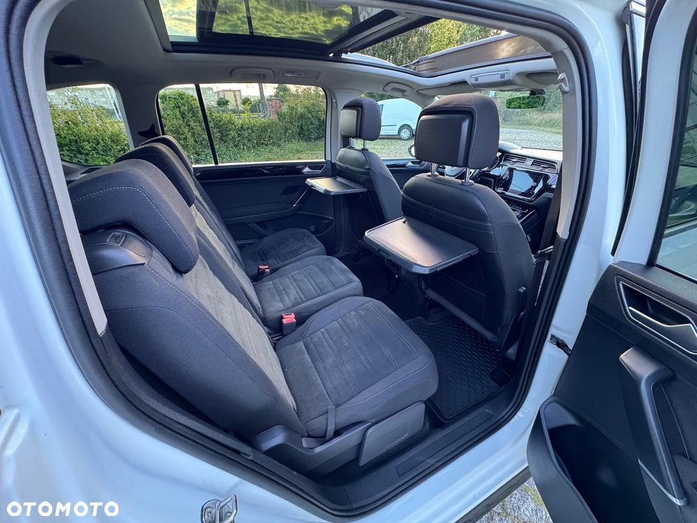 Volkswagen Touran - 13