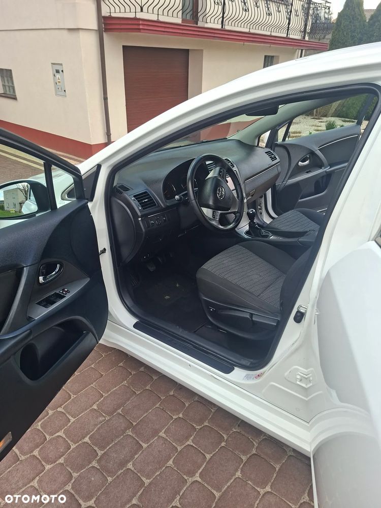 Toyota Avensis 1.8 Life - 15