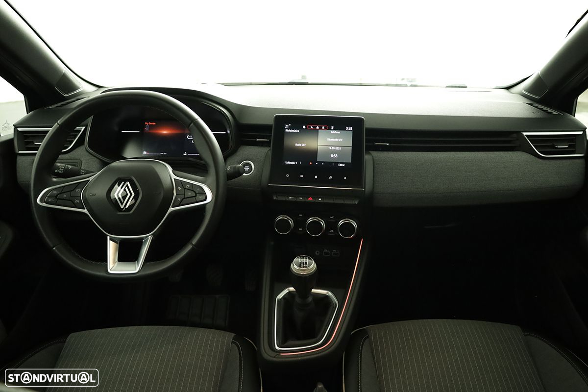 Renault Clio 1.0 TCe Techno - 8