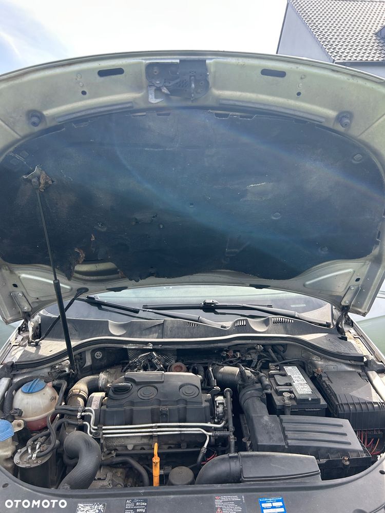 Volkswagen Passat 2.0 TDI Comfortline DSG - 21