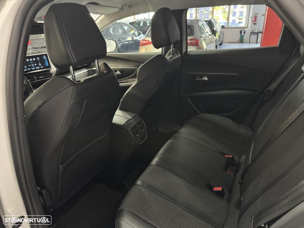 Peugeot 3008 BlueHDi 130 Stop & Start Allure - 43