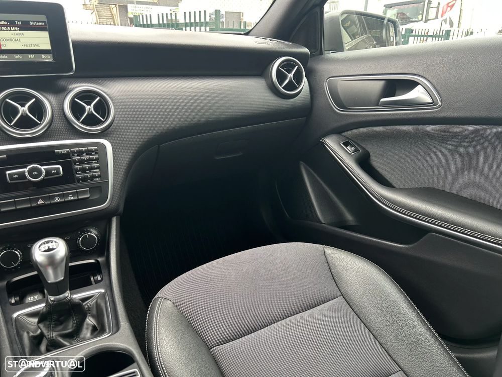 Mercedes-Benz A 180 CDI (BlueEFFICIENCY) Urban - 13