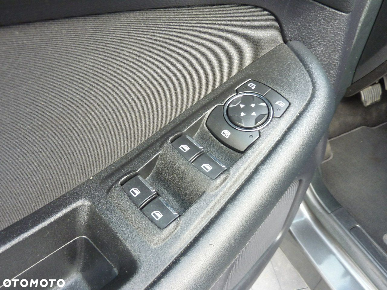 Ford Edge - 31