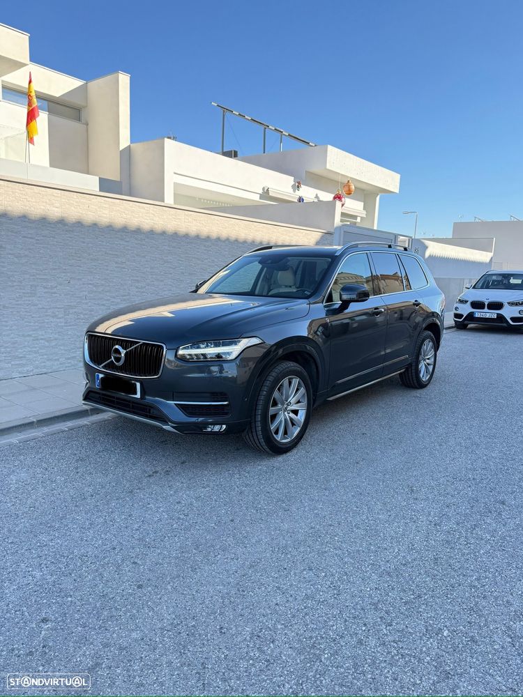 Volvo XC 90 2.0 D5 Momentum AWD - 2