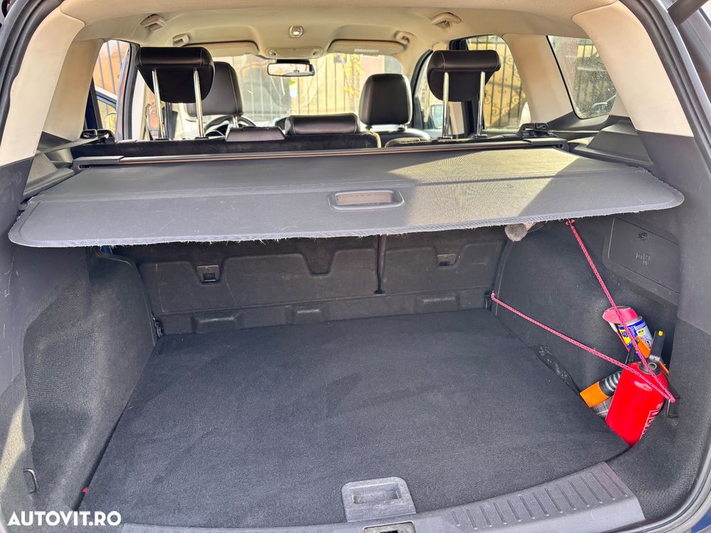 Ford Kuga 2.0 TDCi 4WD Titanium - 17