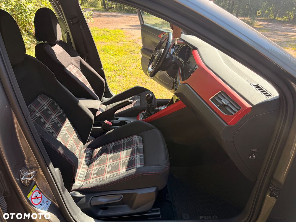 Volkswagen Polo 2.0 TSI OPF GTI - 14