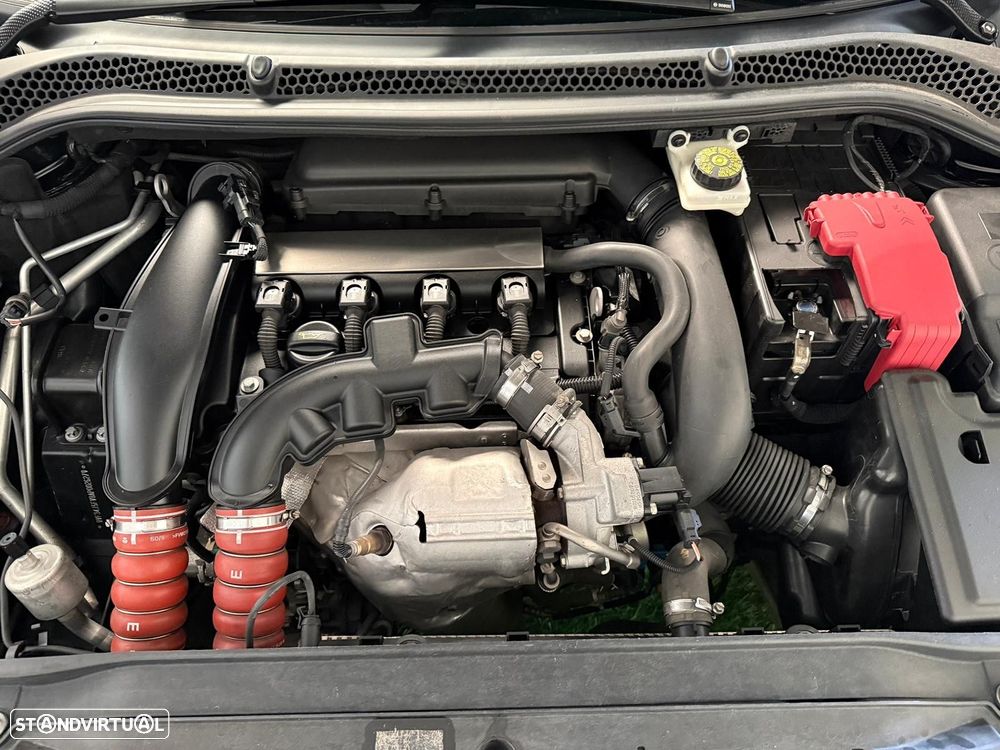 Peugeot RCZ 1.6 THP - 12