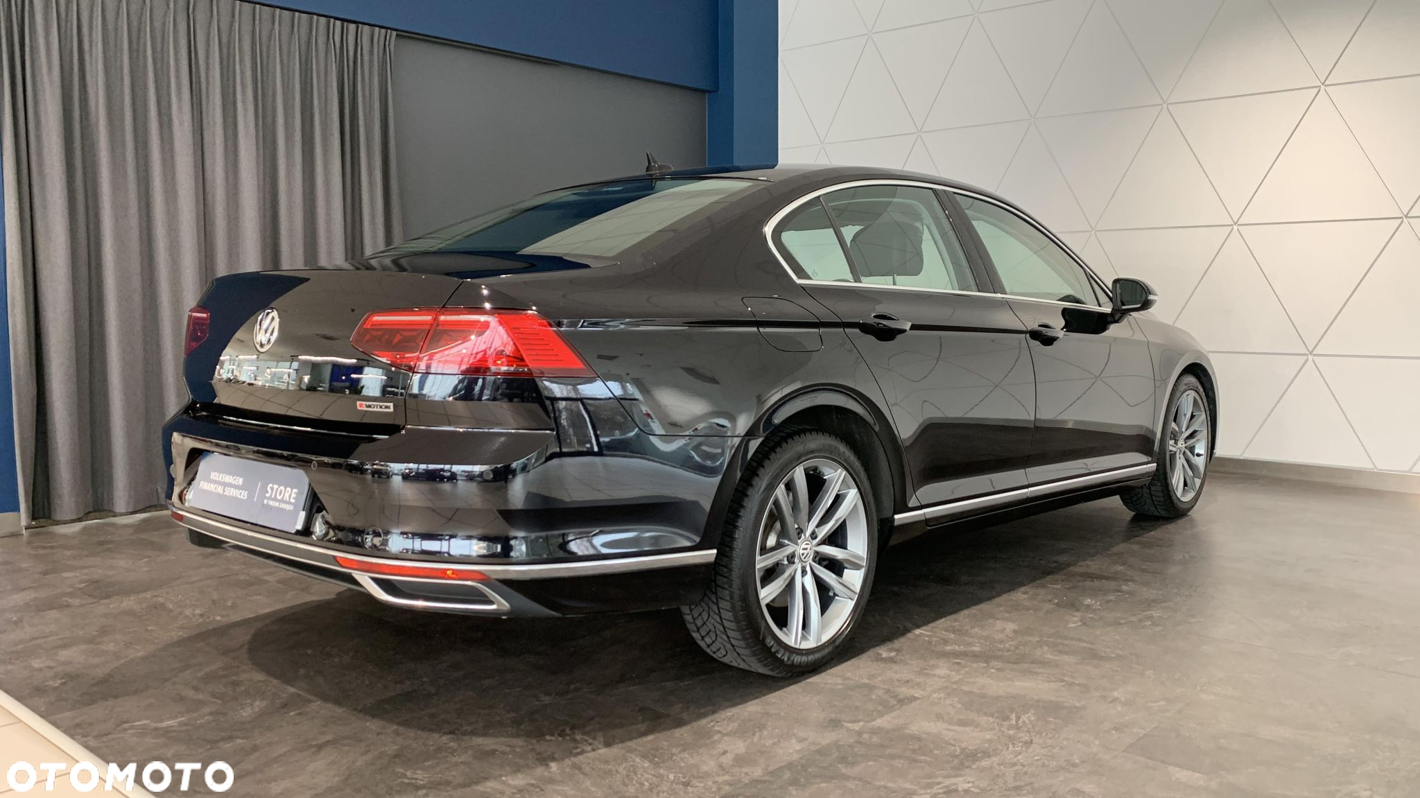 Volkswagen Passat 2.0 TDI 4Mot Elegance DSG - 5
