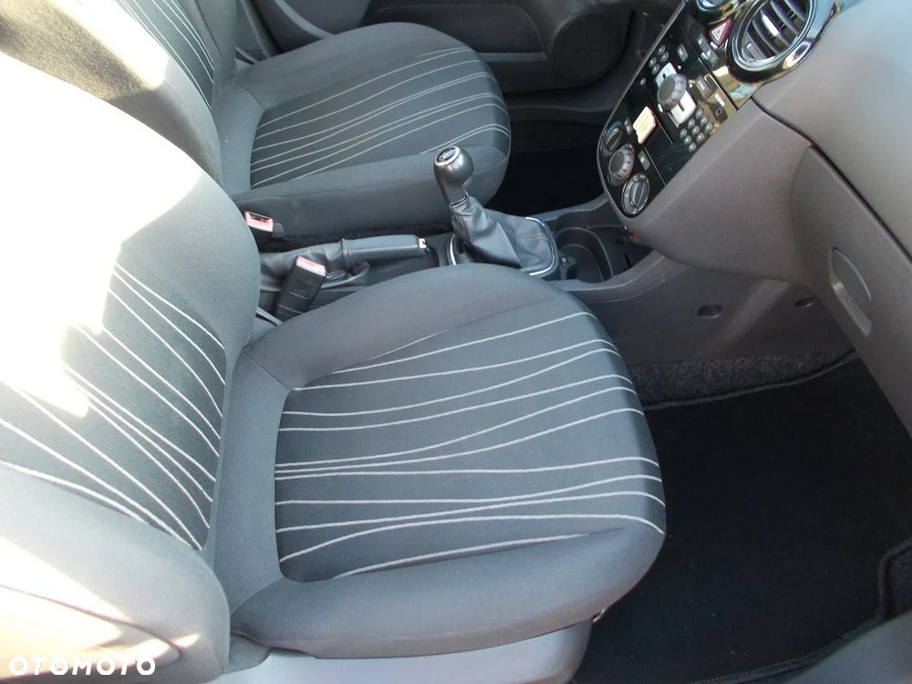 Opel Corsa 1.2 16V Enjoy - 12