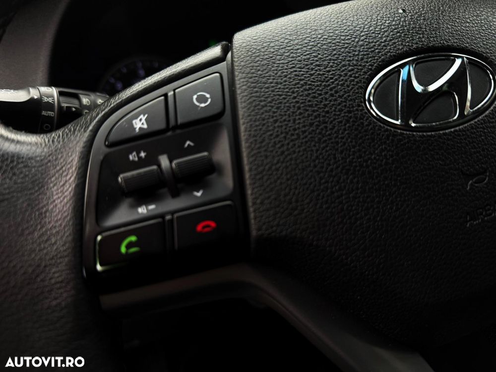 Hyundai Tucson 2.0 CRDI 4WD Automatik Style - 21