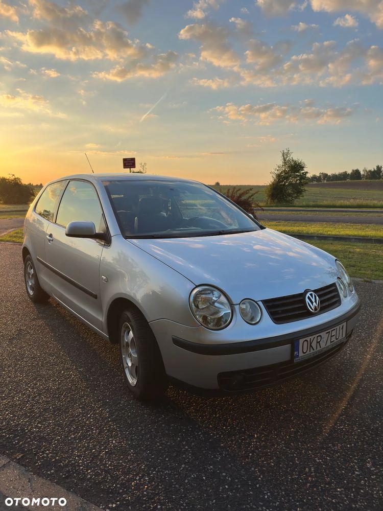 Volkswagen Polo - 2