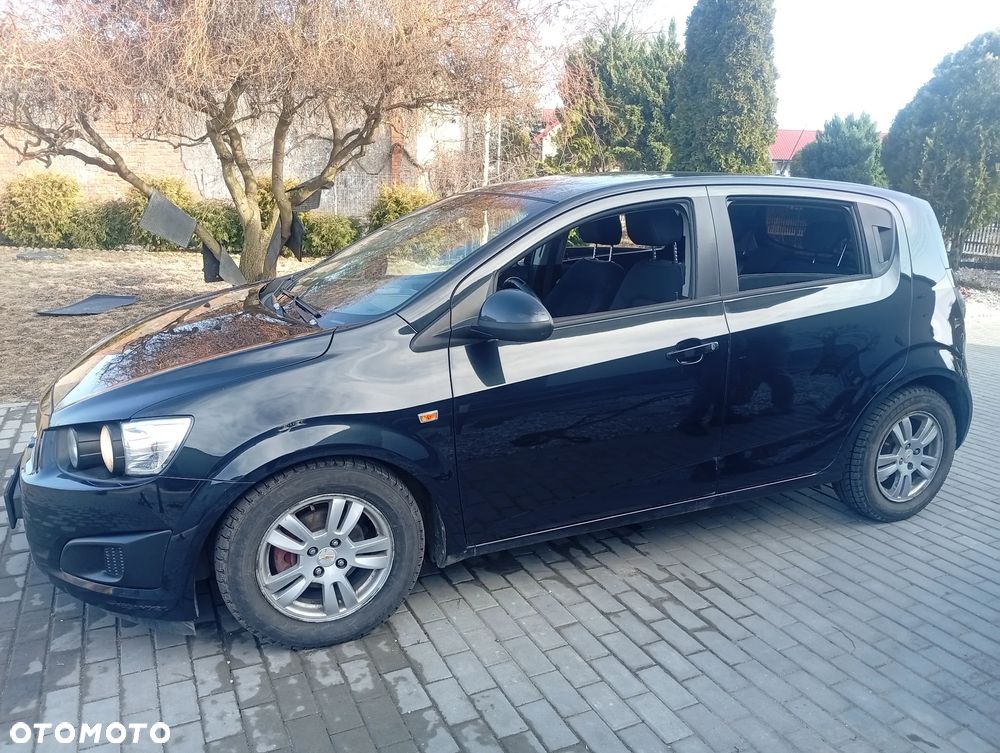 Chevrolet Aveo 1.4 LT - 9