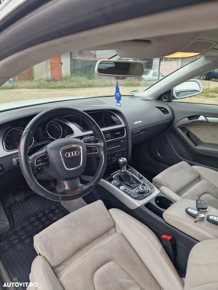 Audi A5 Coupé 2.0 TDI DPF quattro - 10