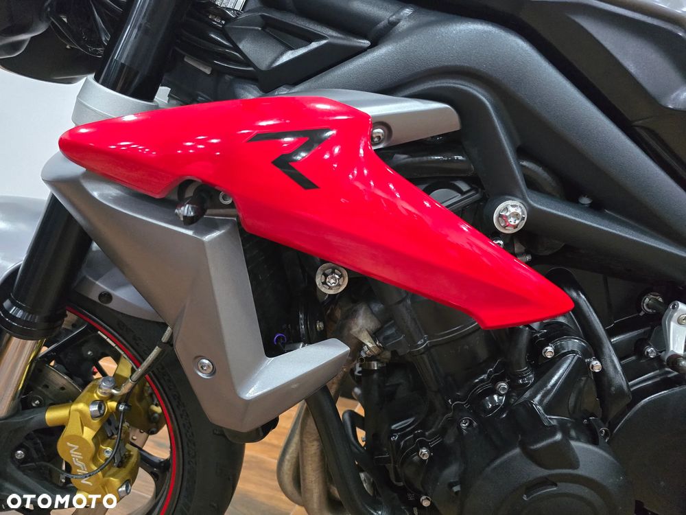 Triumph Street Triple - 14