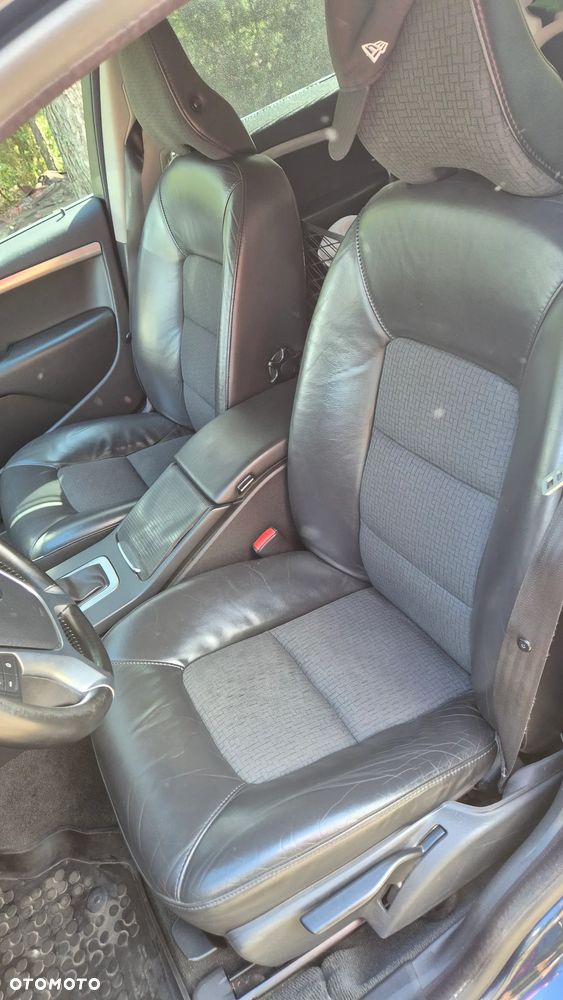 Volvo V70 2.4D Momentum - 23