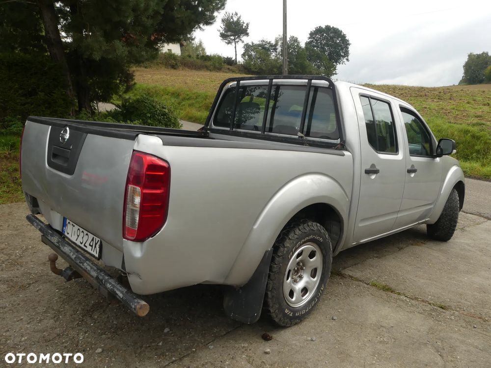 Nissan Navara 2.5 D XE 140 - 6
