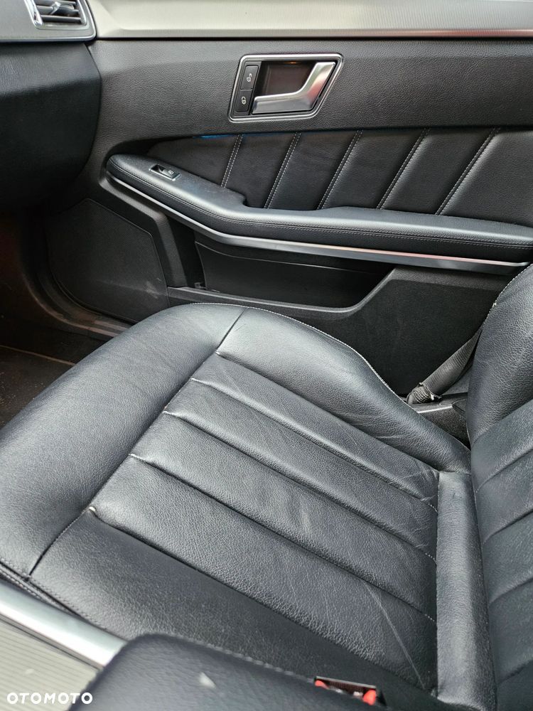 Mercedes-Benz Klasa E 200 BlueTEC 7G-TRONIC Avantgarde - 16