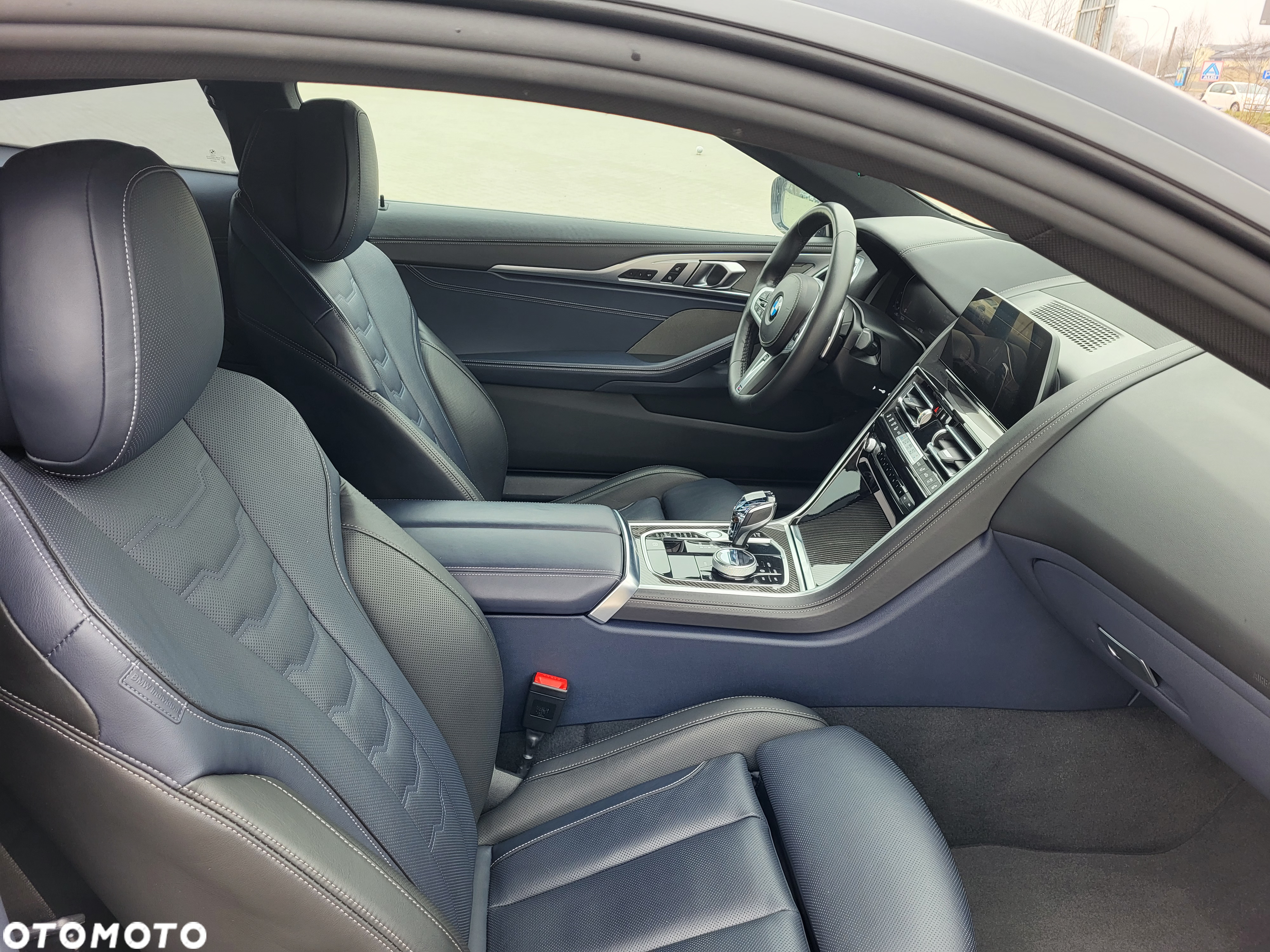 BMW Seria 8 M850i xDrive - 13
