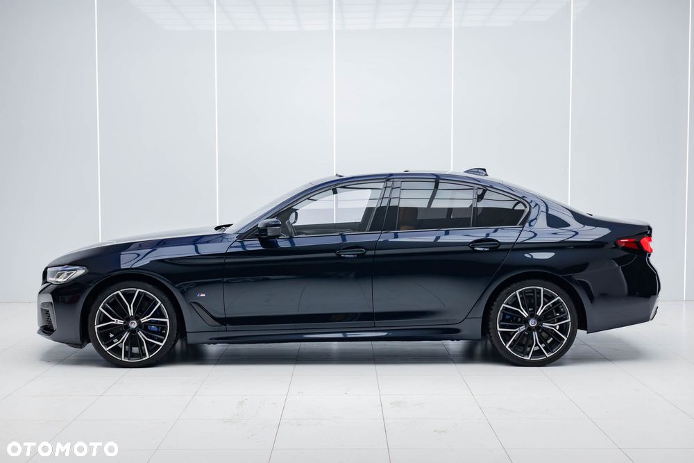BMW Seria 5 540i xDrive mHEV M Sport sport - 8