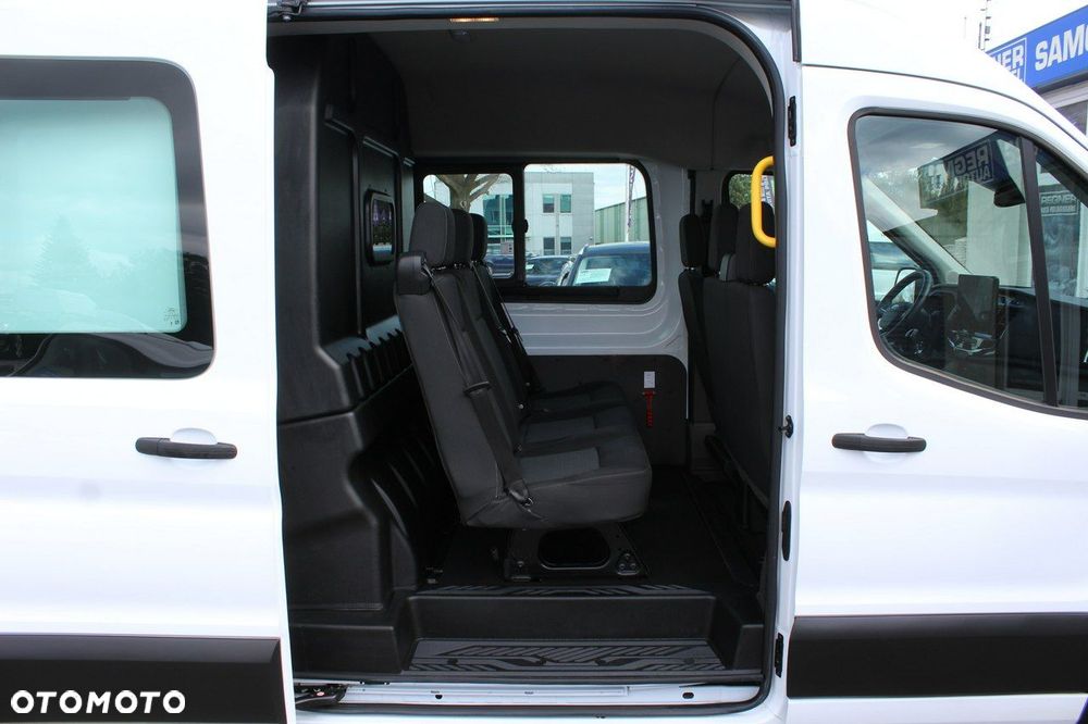 Ford Transit - 13