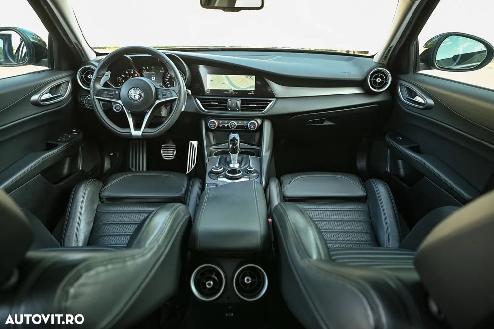 Alfa Romeo Giulia 2.0 Turbo RWD AT8 Super - 7