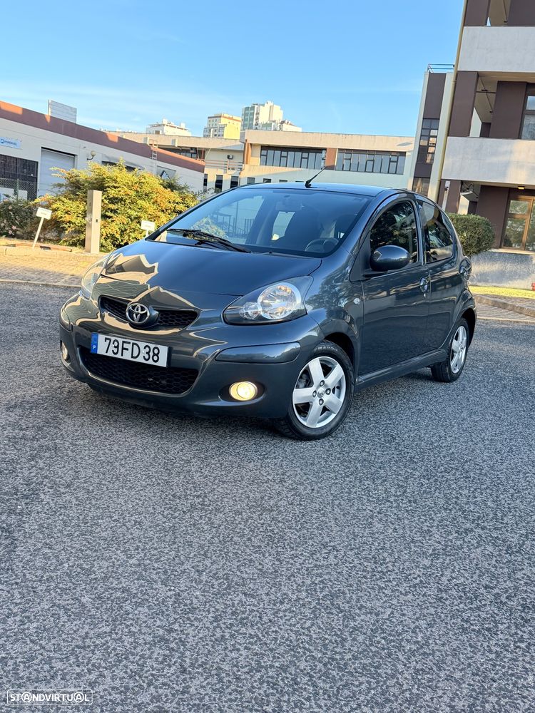 Toyota Aygo 1.0 Plus Sport Pack MM - 1