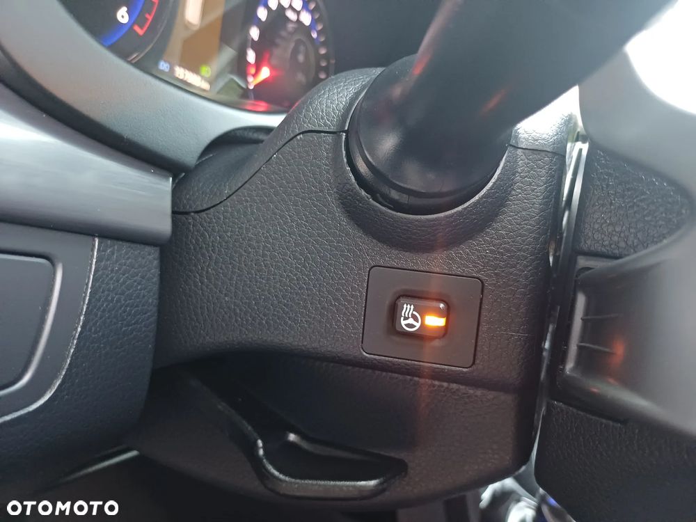 Hyundai i40 Kombi 1.7 CRDi DCT Premium - 22