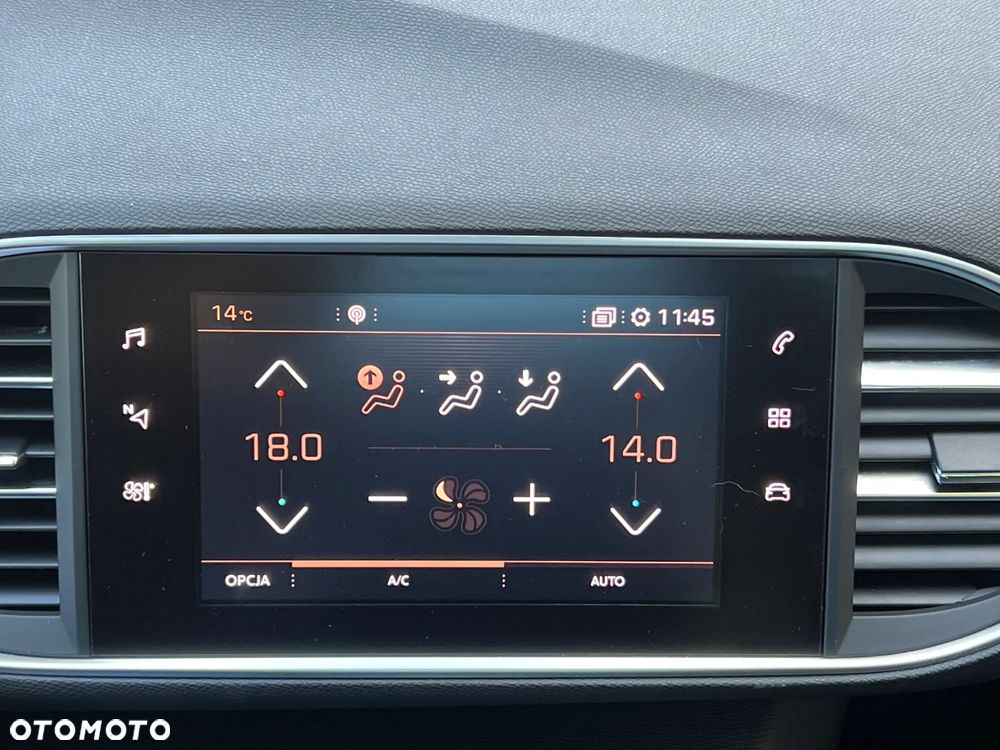 Peugeot 308 1.2 PureTech Allure S&S - 17