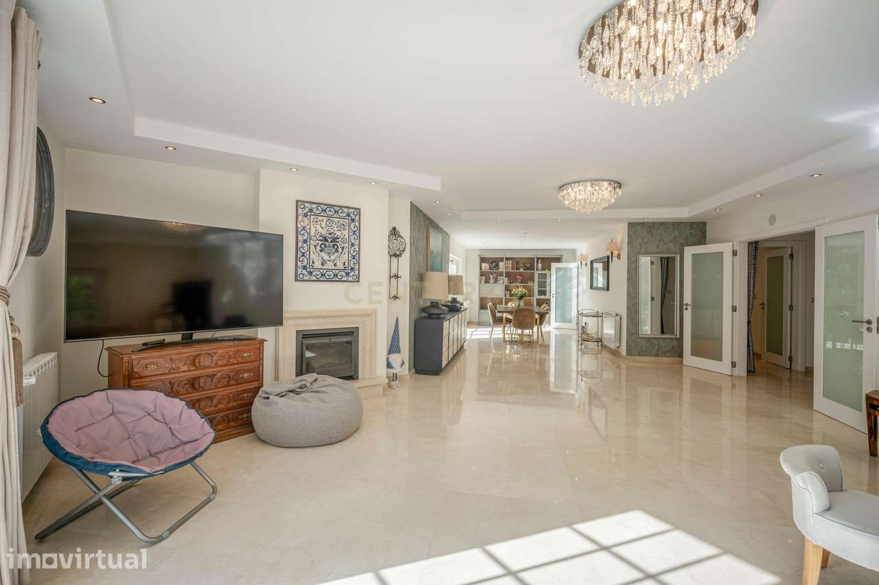 Moradia T5 em Birre com Jardim e Piscina com 718m² - Grande imagem: 4/37