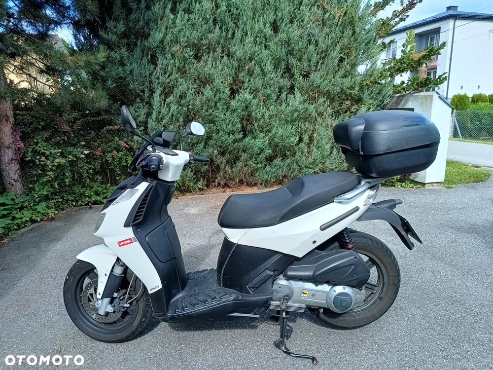 Aprilia Sportcity - 2