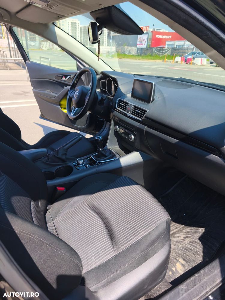 Mazda 3 G100 Attraction - 11