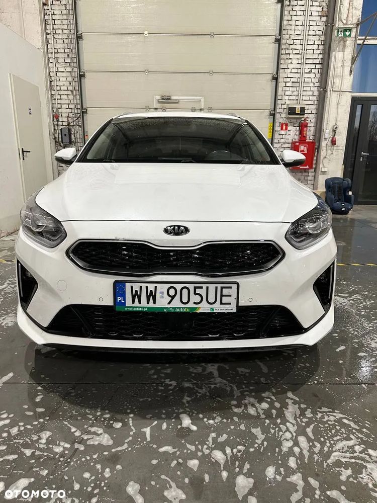 Kia Ceed 1.6 GDI PHEV Business Line DCT - 2