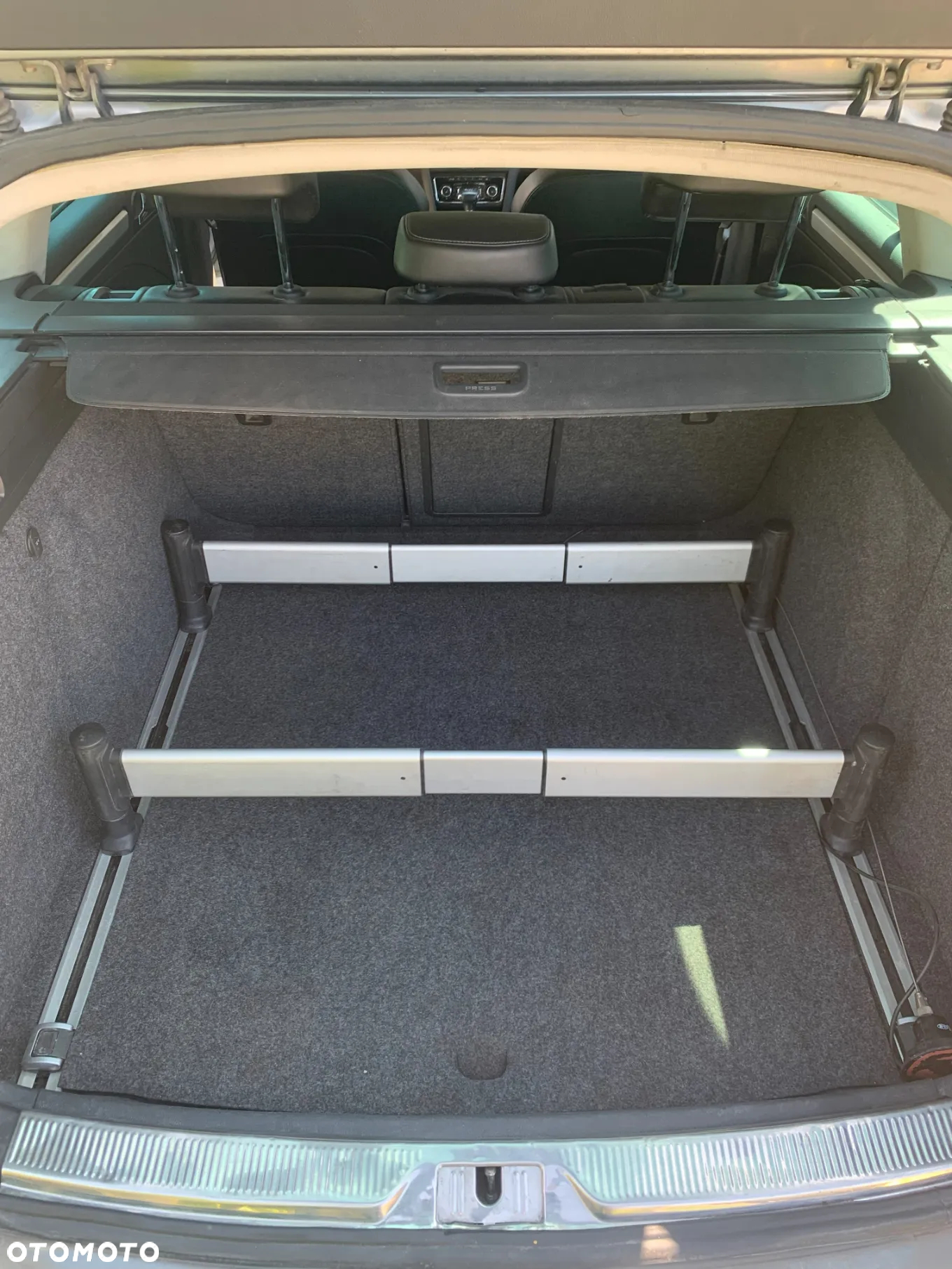Skoda Superb 2.0 TDI DSG L&K - 20