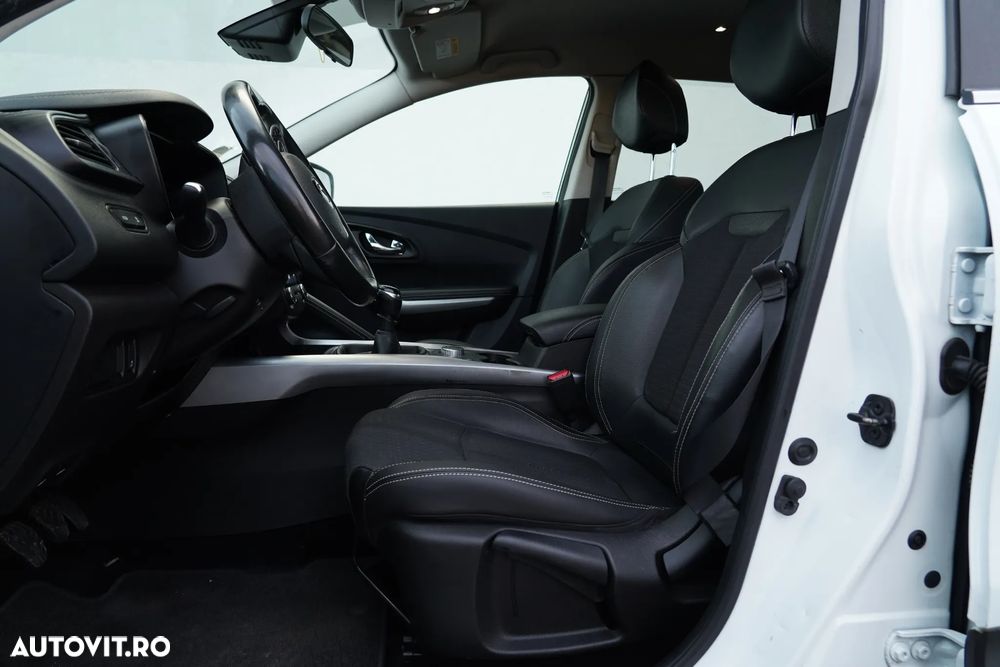 Renault Kadjar 1.6 DCI 4X4 Intens - 14